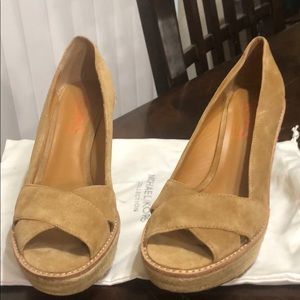 Michael kors shoes 7.5